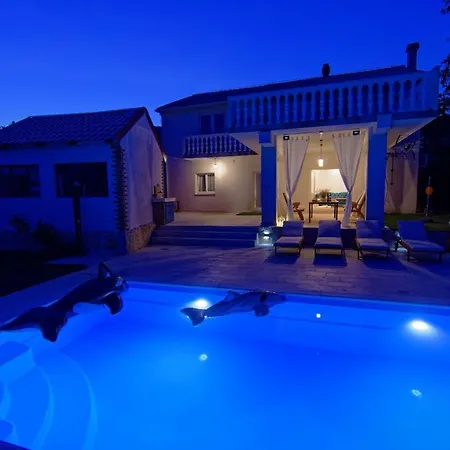 Apartamento Unique Retreat - Harmony With Private Pool *