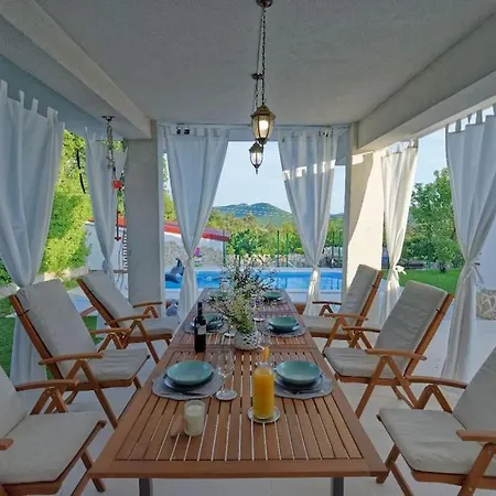 Appartamento Unique Retreat - Harmony With Private Pool