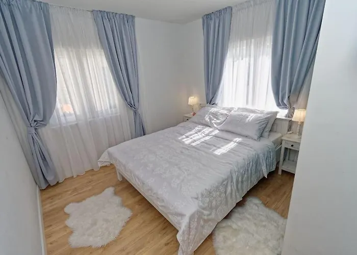 Unique Retreat - Harmony With Private Pool דירה *
